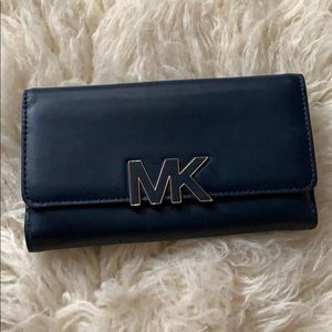 Michael Kors Wallet/Clutch Navy Blue!